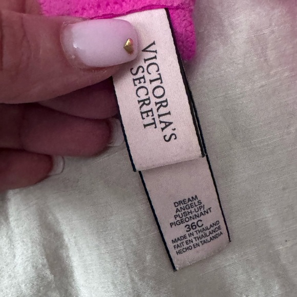 Victoria Secret Dream Angels - Picture 3 of 4